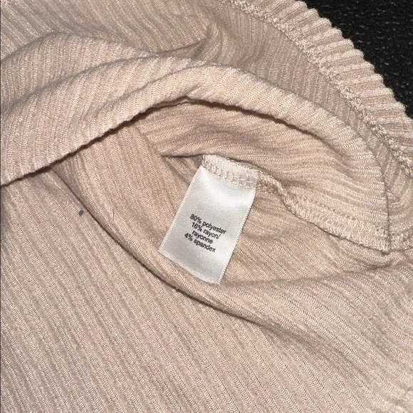 Maurice’s 24/7 Sleeveless Ribbed Knit Top in Beige size medium - Picture 4 of 8